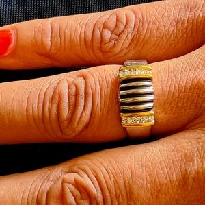 NWT- Enhance Ring, Park Lane, 9